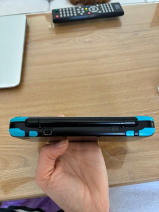 Nintendo New 2DS XL Nero e Blu