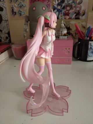 Figura Taito Sakura Hatsune Miku