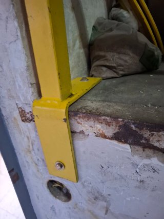 Barandilla de seguridad amarilla