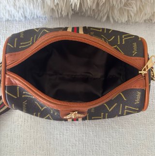 Bolso Marrón Estilo Lujo con Abeja