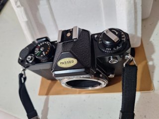 Nikon FE Cámara Analógica Negra