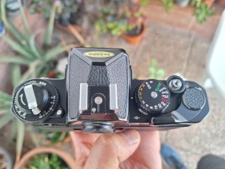 Nikon FE Cámara Analógica Negra