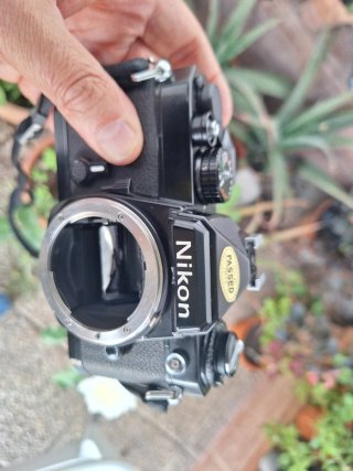 Nikon FE Cámara Analógica Negra