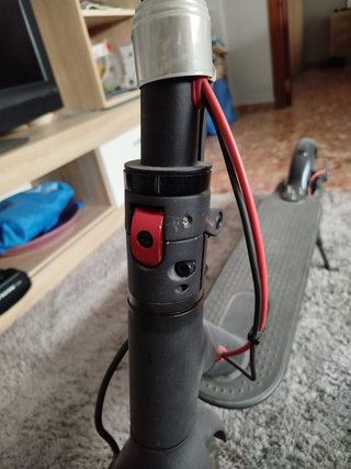 Patinete Xiaomi 300W + Cargador + Casco