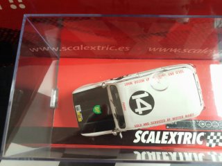 Scalextric Renault 4L BP. No ofertas
