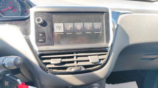 PEUGEOT 208 STYLE 1.2 UNICO PROPIETARIO!!!