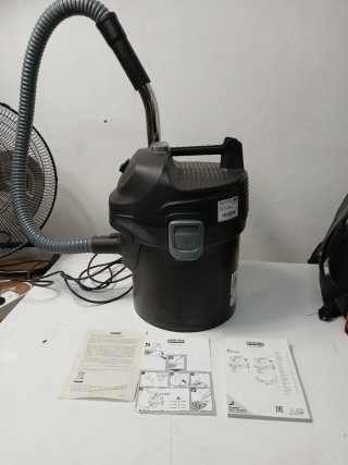 Kärcher AD 2 Aspiradora Seco/Ceniza