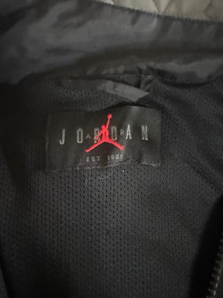 Cortavientos Jordan AJ Negro Nuevo