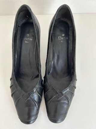 Zapatos de tacón Dansi negros