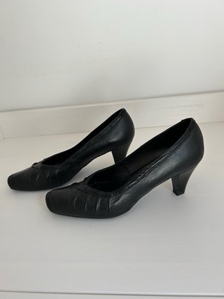 Zapatos de tacón Dansi negros