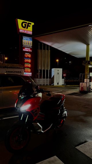Aprilia sr gt 125