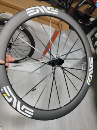 Ruedas carbono 50x28mm 1230g rodamientos ceramicos