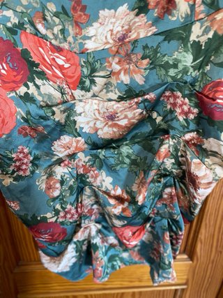 Vestido floral elegante T42