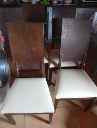 Juego de 4 sillas de comedor tapizadas