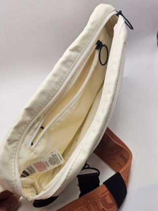 Riñonera unisex Goodtimes beige y naranja