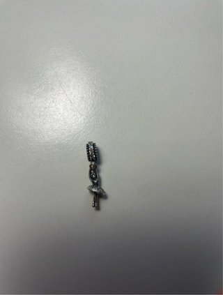 Charm Pandora Bailarina Plata
