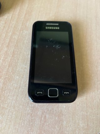 Samsung GT-S5250 Vintage Cell Phone