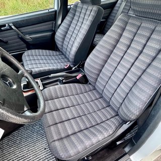 MERCEDES-BENZ 190