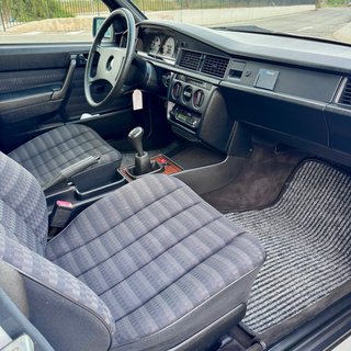 MERCEDES-BENZ 190