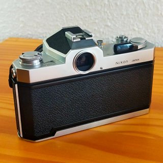 Nikkormat FT2 + Nikkor 50mm f/1.4