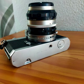 Nikkormat FT2 + Nikkor 50mm f/1.4