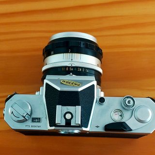 Nikkormat FT2 + Nikkor 50mm f/1.4