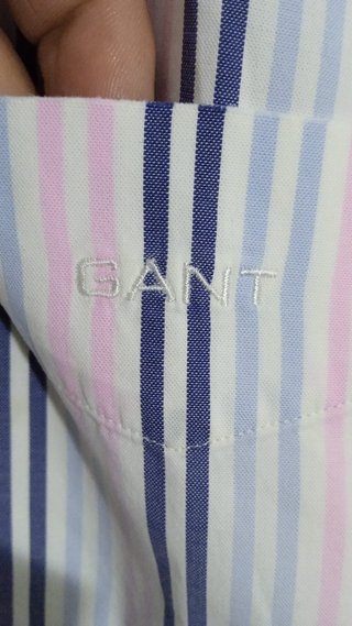 Camisa GANT rayas azul y rosa