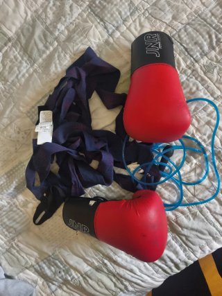 Kit Boxeo Guantes Vendas Cuerda