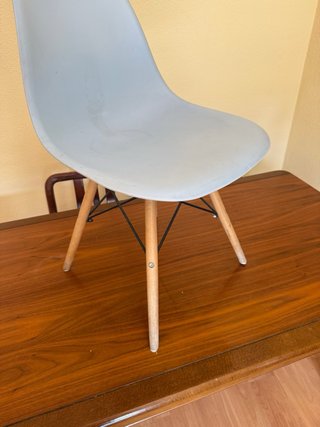 Silla Ikea azul salón de madera (buena calidad)