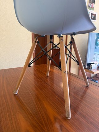 Silla Ikea azul salón de madera (buena calidad)