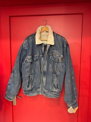 Chaqueta vaquera oversize Eagl con borrego