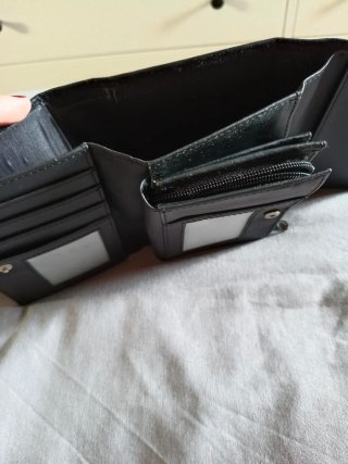 Cartera de mujer negra