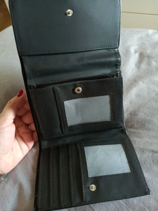 Cartera de mujer negra