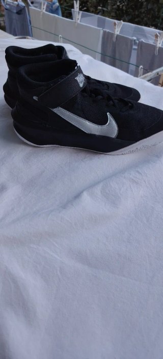 Nike Team Hustle D Scarpe Bambino Tg 39