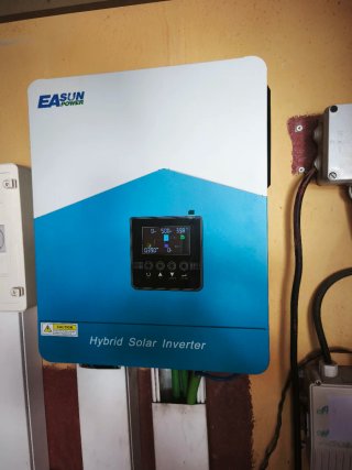 Equipo Fotovoltaico Completo y funcionando