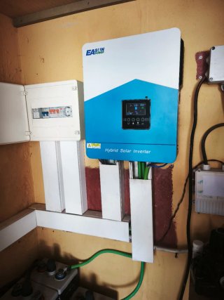Equipo Fotovoltaico Completo y funcionando
