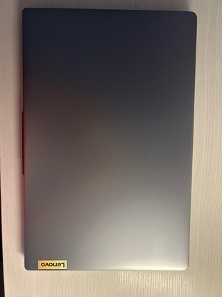 Lenovo IdeaPad Slim 3i i5 Como Nuevo
