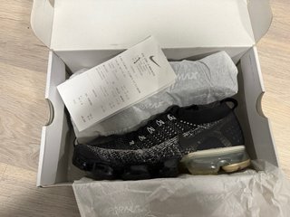 Nike VaporMax Flyknit 2 Talla 44