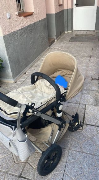Carro de bebé Bugaboo color beige