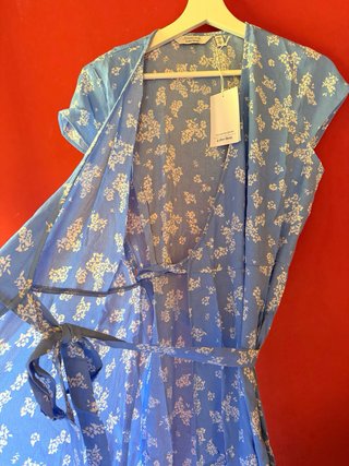Vestido cruzado floral azul &Other Stories T.38