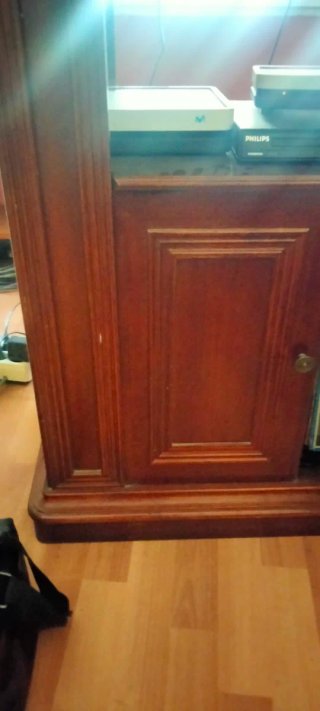 Mueble TV madera marrón