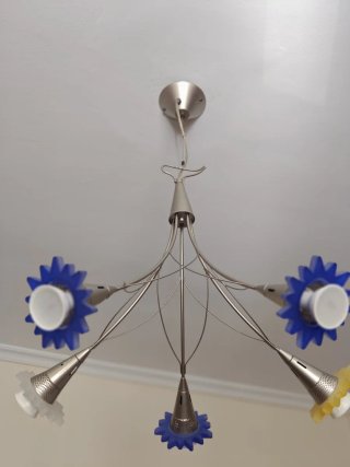 Lámpara de techo diseño floral