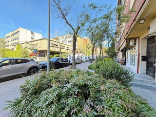 Local comercial en venta en Bernabéu - Hispanoamérica en Madrid