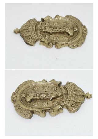 Antiguo raro escudo de La Coruña de bronce macizo.