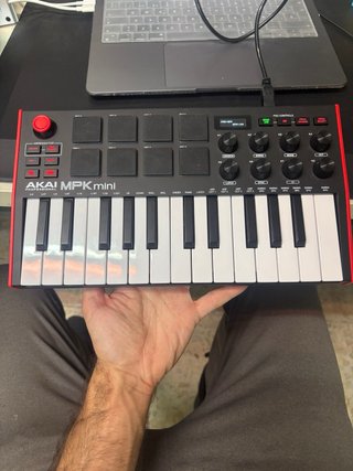 Akai MPK Mini MK3 Teclado Controlador MIDI