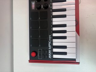 Akai MPK Mini MK3 Teclado Controlador MIDI