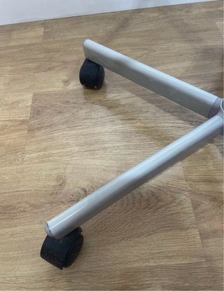 Base silla oficina con ruedas