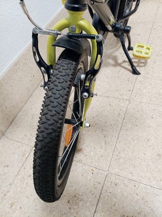 Bicicleta Infantil Btwin Dark Hero 500 16