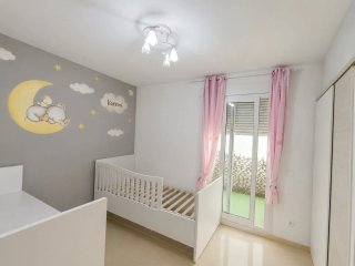 AMPLIA VIVIENDA MODERNA DE 116 m² CON GARAJE, TERR