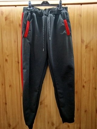 Lote chándal negro y rojo
